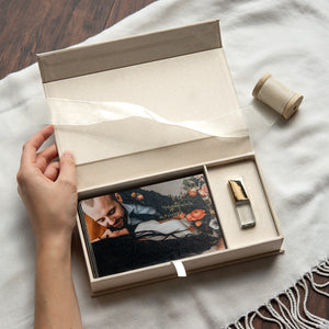 Cream Linen Photo Box with Glass USB 3.0
